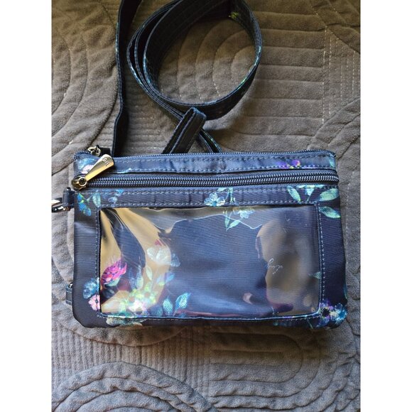 Lug Peekaboo Convertible Crossbody Bag Blue Floral Zip Pockets Quilted RFID - Picture 2 of 6